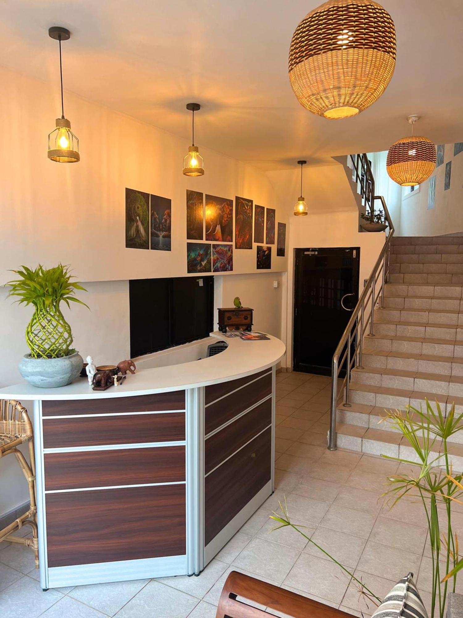 Hummus Hostel Hikkaduwa Exterior foto