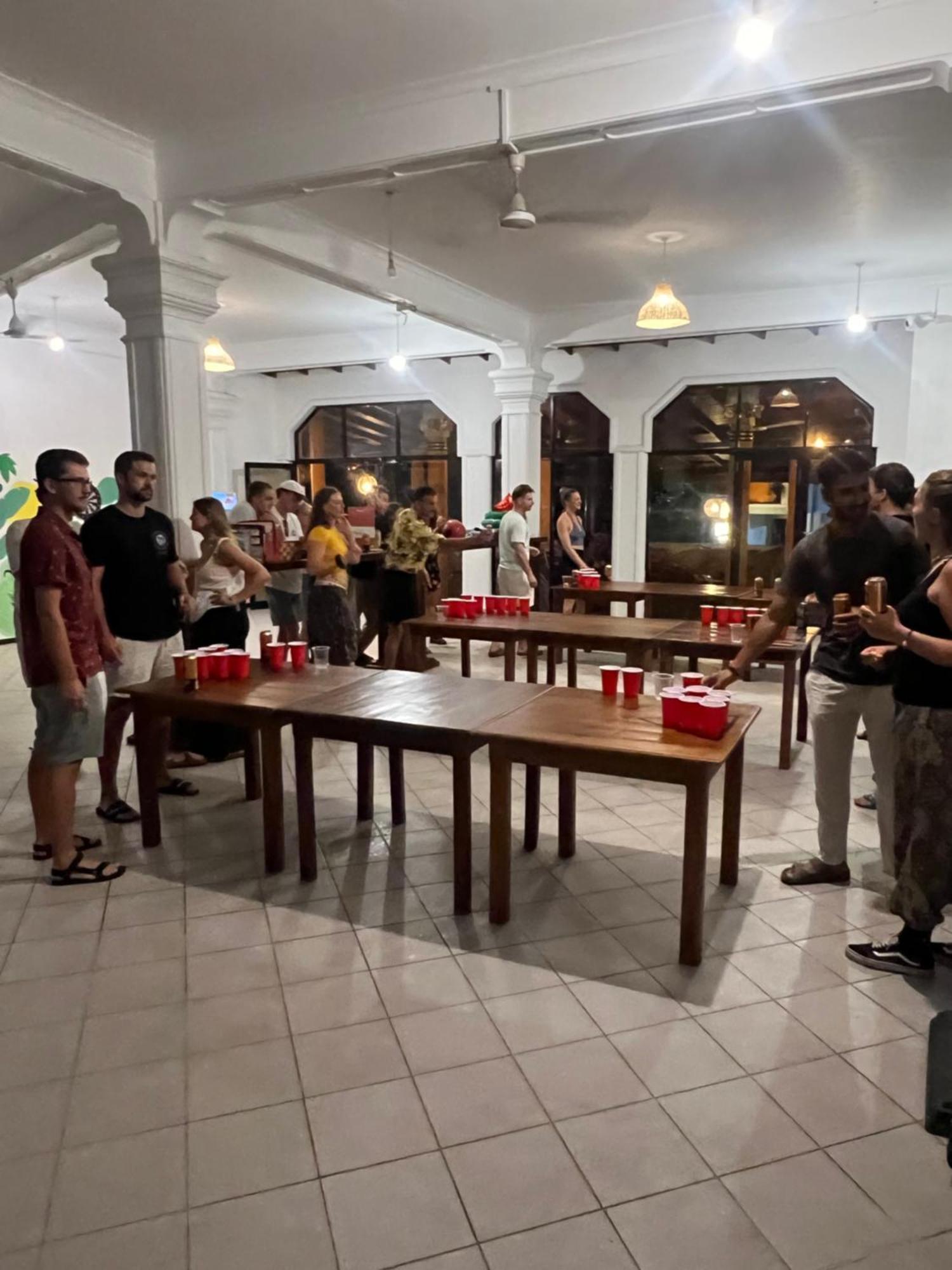 Hummus Hostel Hikkaduwa Exterior foto